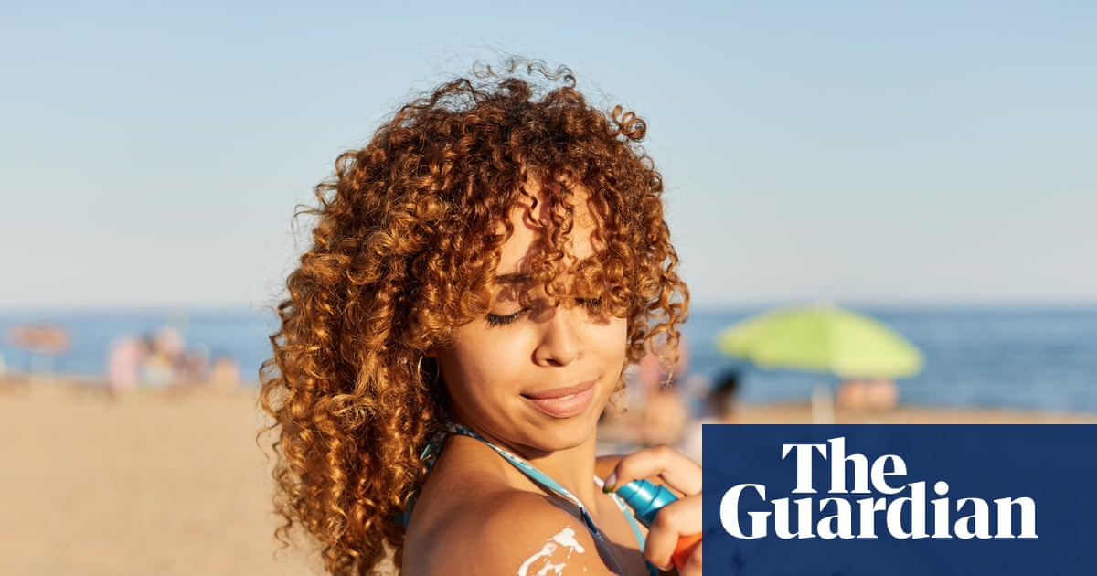 Is sunscreen really toxic? – podcast